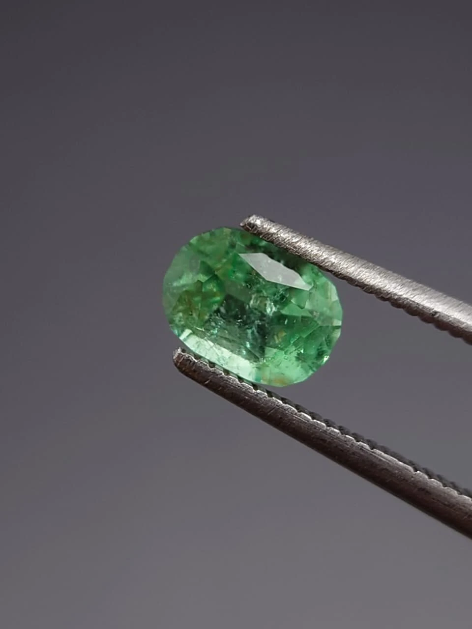 0.97ct Natural Panjsher Emerald Cushion Faceted from Afghanistan — view 3
